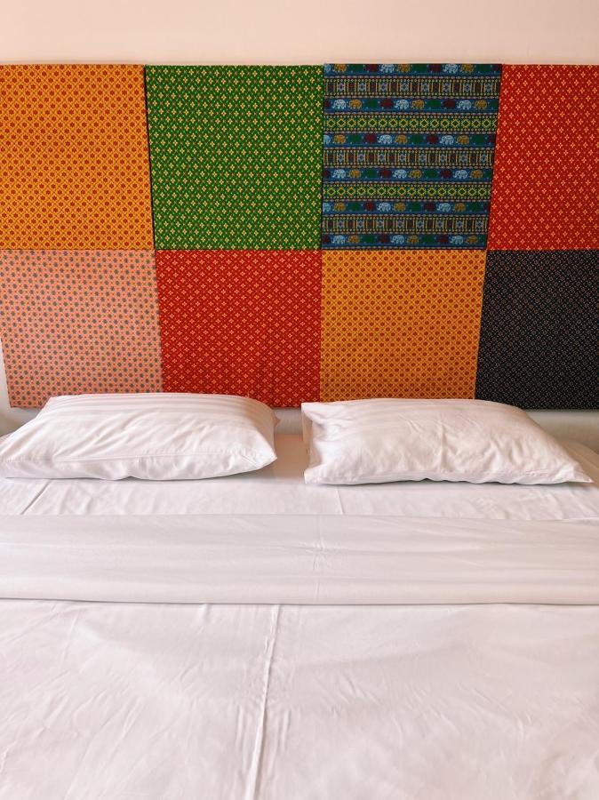 Eden Hotel Bangsean Ban Laem Thaen 外观 照片
